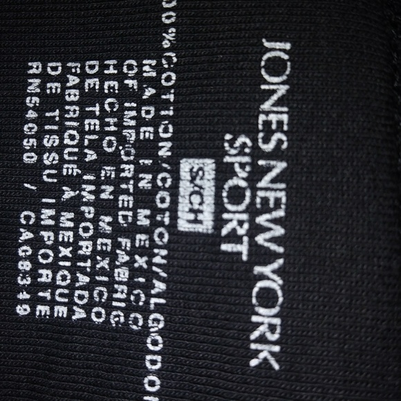 Star Wars S Black Metallic Green Yoda Top - Picture 3 of 3